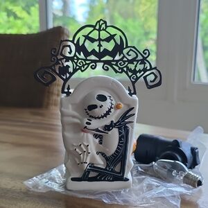 Disney + Scentsy NIGHTMARE BEFORE CHRISTMAS mini Wax Warmer